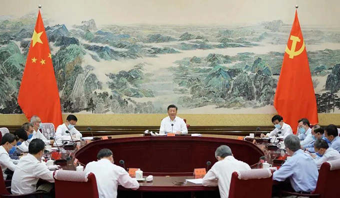 習近平：在經(jīng)濟社會領域?qū)＜易剷系闹v話